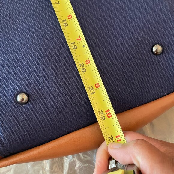 THE JOURNEYMAN BAG CO. Brand New Blue Canvas and Leather Travel Duffle - Picture 14 of 16